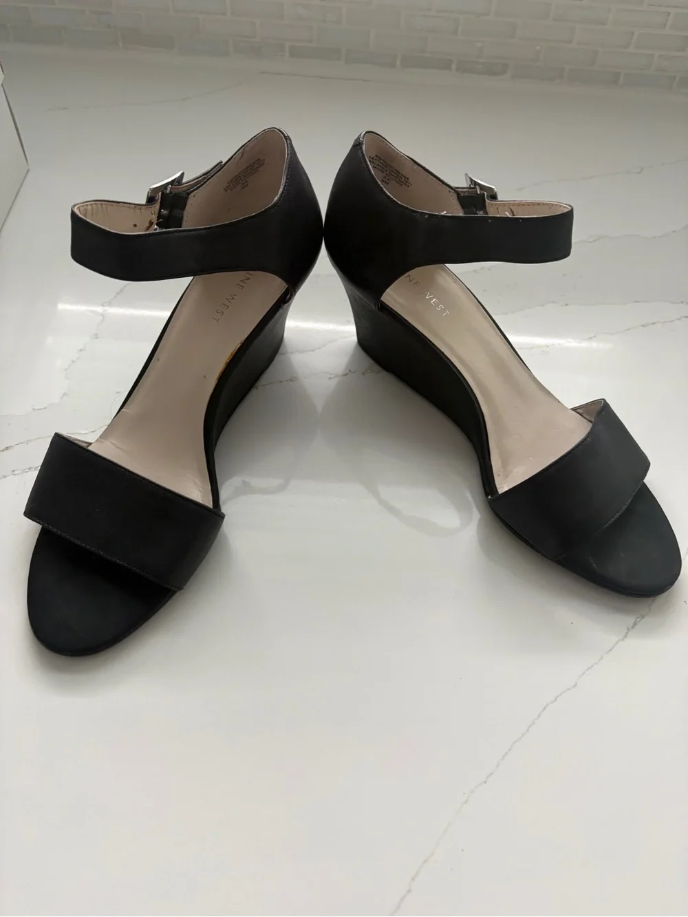 Nine West Black Leather Ankle-Strap Wedge Sandals.PACKURBAGS. Women Size 9M $20